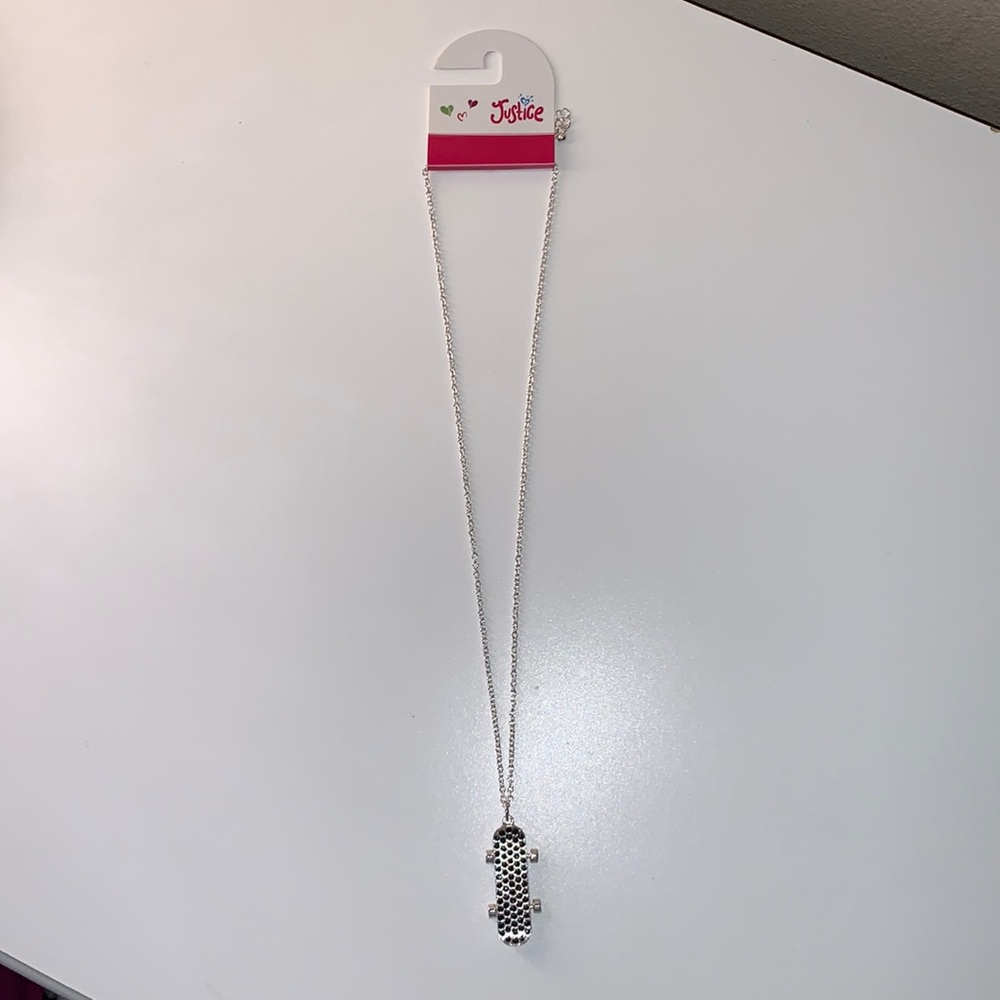 Skate board necklace